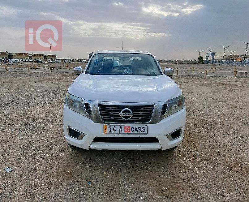 نيسان نافارا